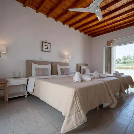 Daire Twins By Mina *